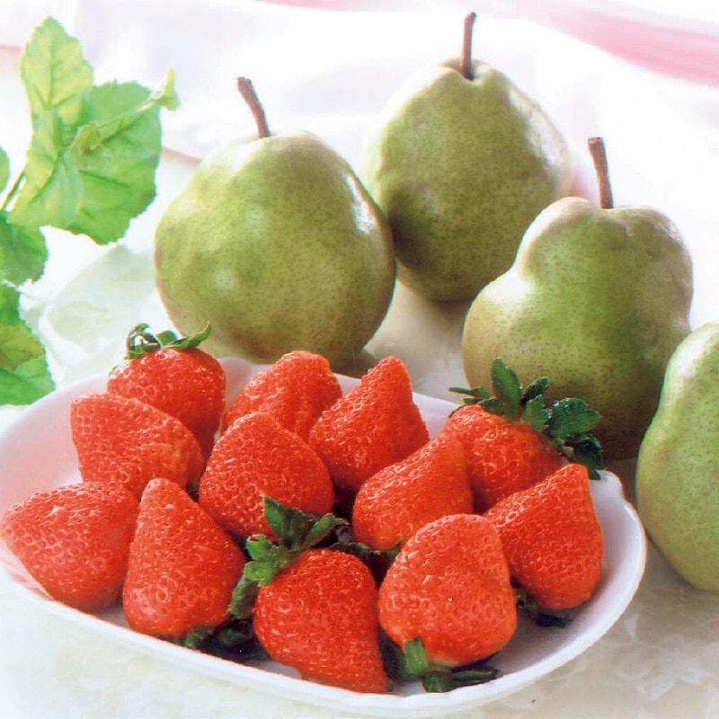 <お歳暮>あまおう苺とラフランス詰合せ