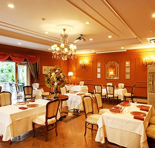 mREb{nTh@Vg[EhEv@X@Xg@AEh[@`yA