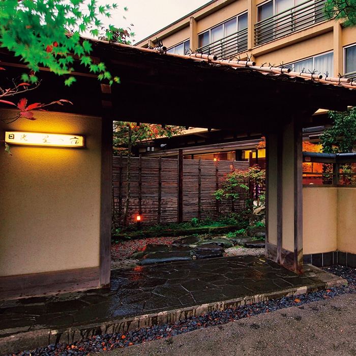 mȖ؁En@̏h@A艷{`yA