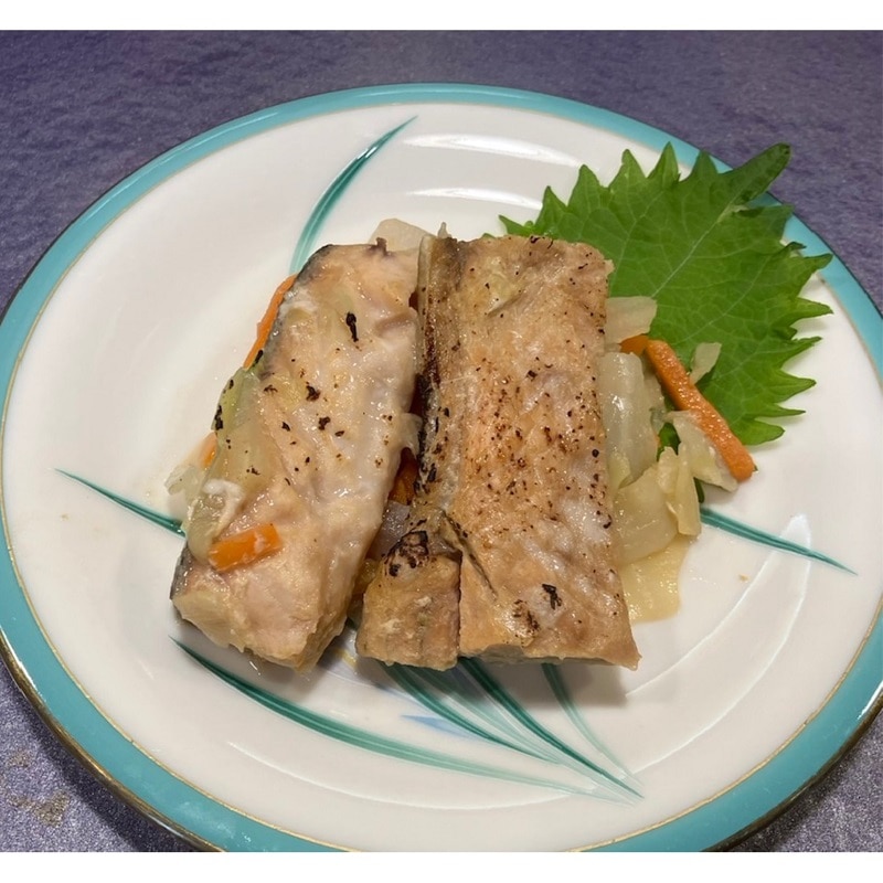 鮭 ◇紅鮭・銀鮭切身詰合せ｜近鉄百貨店ネットショップ