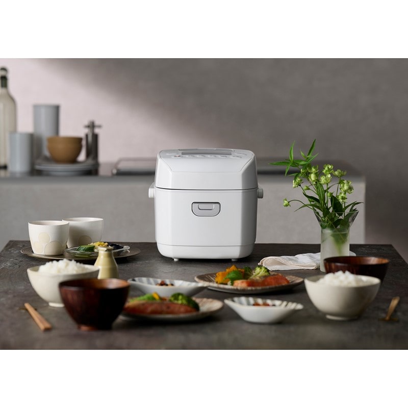 【アイリスオーヤマ】米屋の旨み銘柄炊き圧力IHジャー炊飯器3合 RC-PDA30-W ホワイト